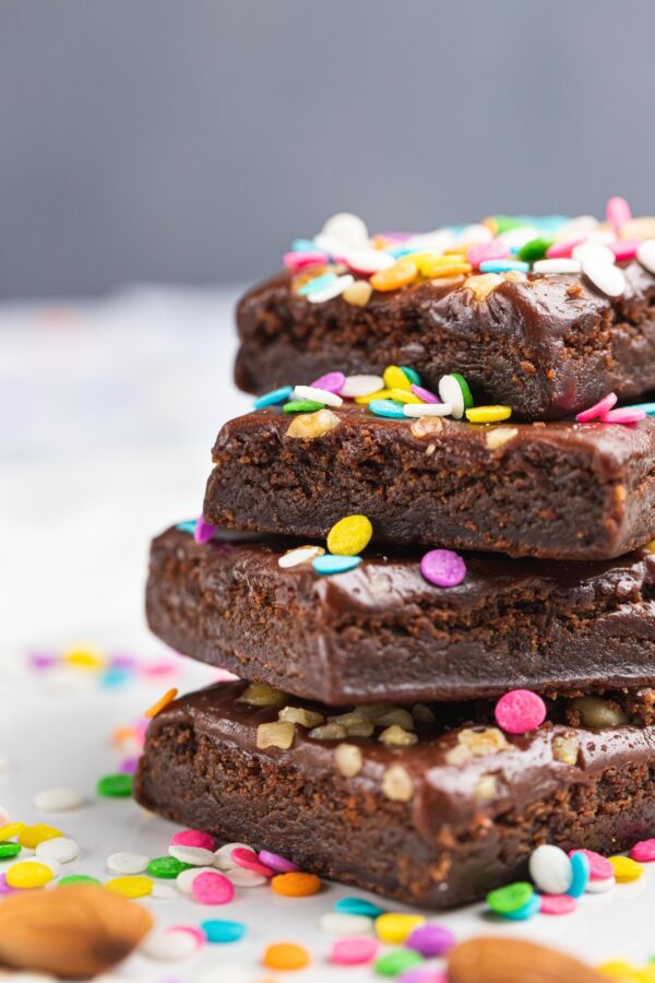 Assorted Brownies – (Half Dozen)